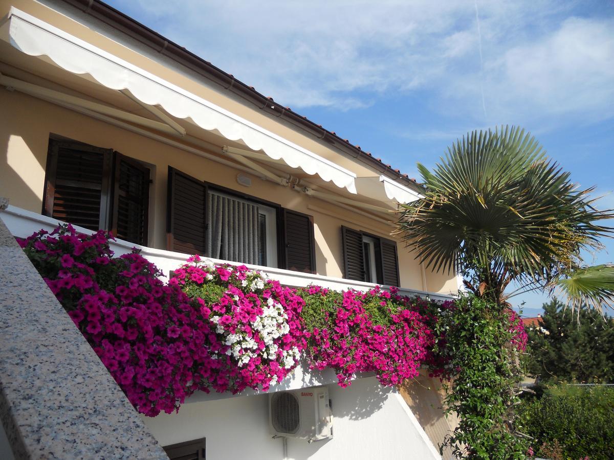 Apartments Mihalic I Baška Εξωτερικό φωτογραφία