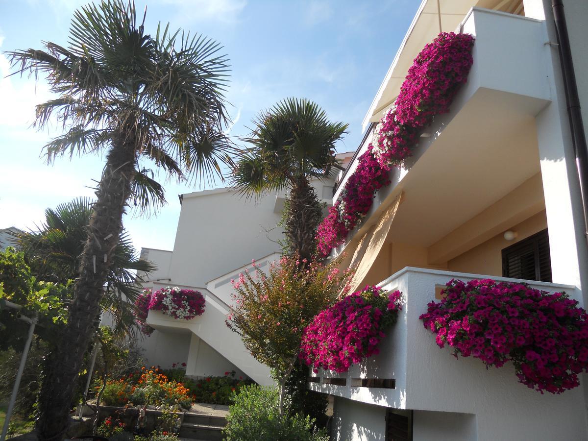 Apartments Mihalic I Baška Εξωτερικό φωτογραφία
