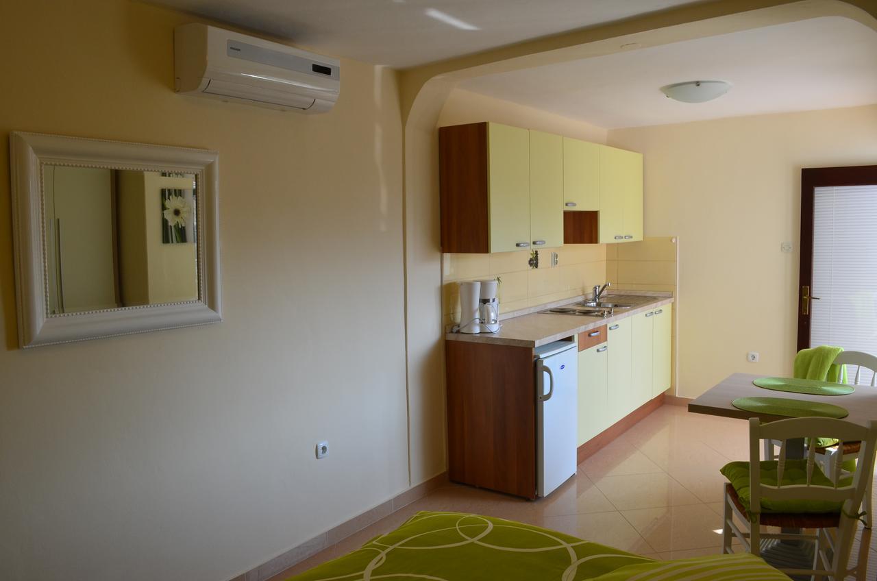 Apartments Mihalic I Baška Εξωτερικό φωτογραφία