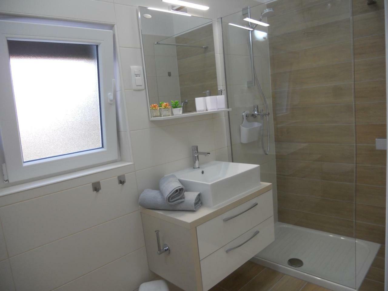 Apartments Mihalic I Baška Εξωτερικό φωτογραφία